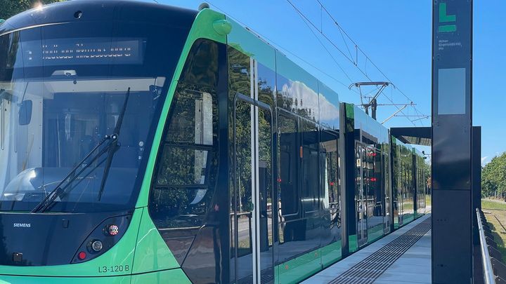 Stationen ved Anker Engelunds Vej ligger centralt på DTU Lyngby Campus og bliver et af tre letbanestop på universitetets område. Foto: DTU