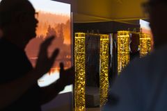 På Regionshospitalet Viborg indviede Børn og Unge for et par år siden et sanserum til hospitalets yngste patienter. Med den aktuelle donation får Hammel Neurocenter nu mulighed for at lave et tilsvarende rum til patienterne i Hammel.
