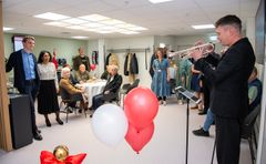 Trompetist spiller til gæsterne