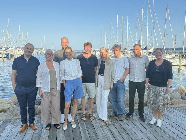 Hjertesygdomme er i fuld gang med at etablere sig som en selvstændig afdeling på hospitalet. På billedet ses cheflæge Carsten Stengaard og chefsygeplejerske Kirsten Løth Lysdahl sammen med den nye speciallægegruppe.