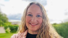 Portrætfoto af kvinde.