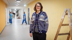 Den vestjyske kunstner Margrethe Odgaard står bag det nye kunstprojekt i Kræftklinikken på Regionshospitalet Gødstrup.