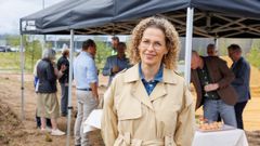 Bettina Løndorf Bauder, der er chefsygeplejerske i Psykiatri, Regionshospitalet Gødstrup, glæder sig til mulighederne i sanse- og nyttehaven.