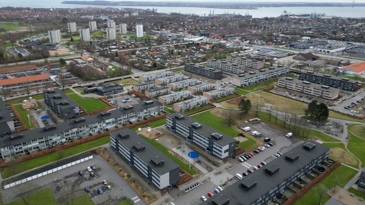 Korskærparken er røget helt ud af parallelsamfundslisterne.