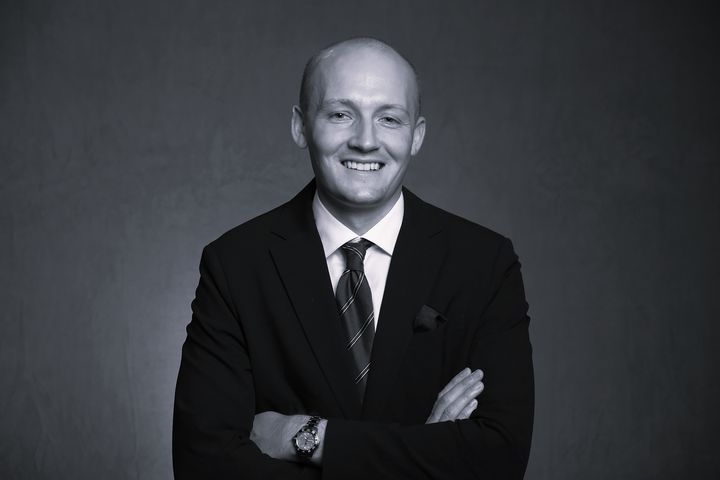 Læge og ph.d.-studerende Sixten Harborg er førsteforfatter på en videnskabelig artikel i JAMA Network Open, som viser, at kvinder, der starter behandling med kolesterolsænkende medicin (statiner) efter en brystkræftdiagnose, har bedre chancer for at overleve.