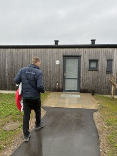 Linnedpakkerne leveres til hvert enkelt feriehus