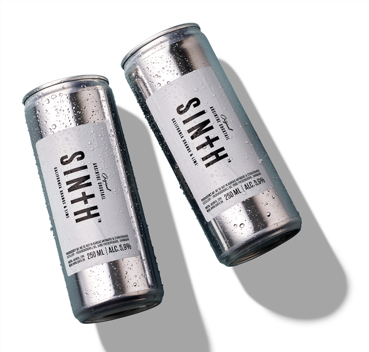 Nu er det første Innovation Corner produkt på hylderne. SINTH er en ready-to-drink cocktail, der kan købes i alle 7-Elevens butikker til en intropris på 20 DKK pr. 250 ml. dåse.