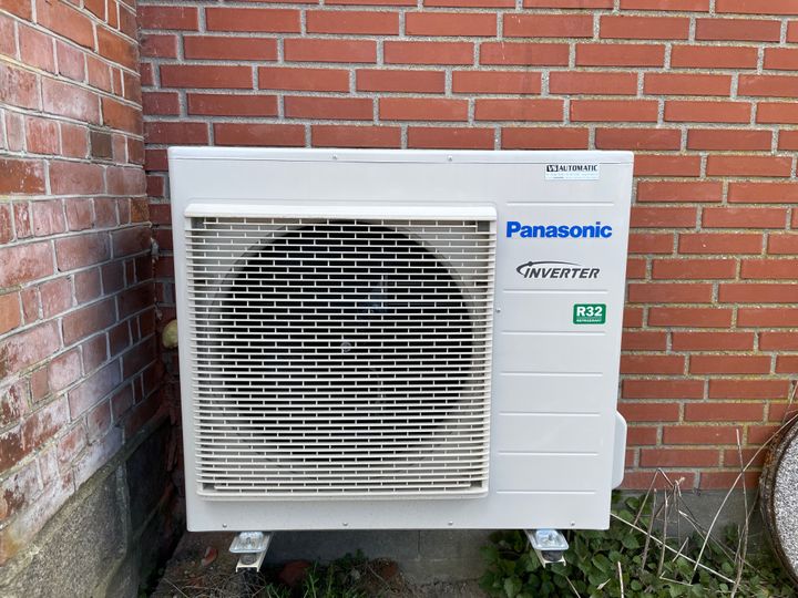Åbningen af den næste varmepumpetilskudspulje trækker ud, og det vækker frustration hos forhandlere.