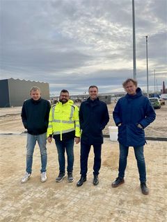 Fra venstre: Carsten Rask Laursen - Centerchef i BIlligblomst Randers, Kenneth Rosenkrantz - projektchef hos Hanssen Ejendomme, Michael Andersen - direktør hos Hanssen Ejendomme og Peter Bomholt - direktør hos Billigblomst.