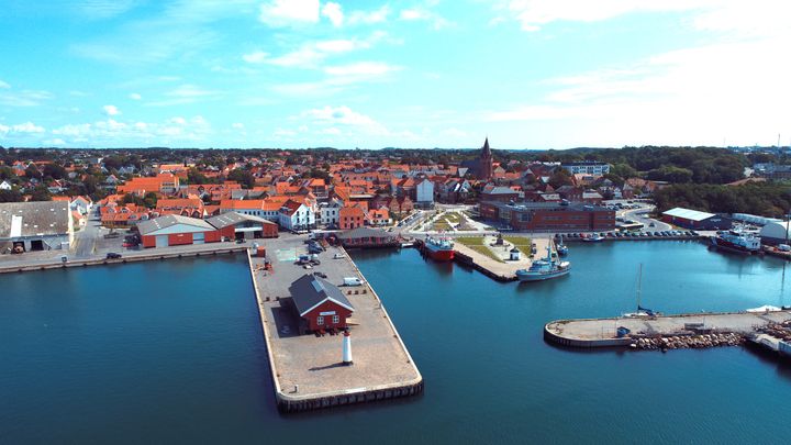 Assens Havn og by set fra Lillebælt