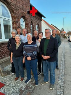 Formænd og næstformænd for de seks lokalafdelinger i Røde Kors Kommunekreds Assens Røde Kors Røde Kors