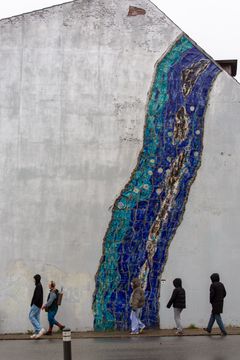 Foto fra vandreforestillingen Hjemstavn - en rejse i tid, sted og ophav opført i Odder i efteråret 2024.