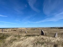 Mindeparken for Jyllandsslaget ligger direkte ud til Nordsøen på den jyske vestkyst. I forestillingen Jyllandsslaget bliver landskabet, historien og de personlige fortællinger fra søslaget i 1916 vævet sammen i en sanselig oplevelse
