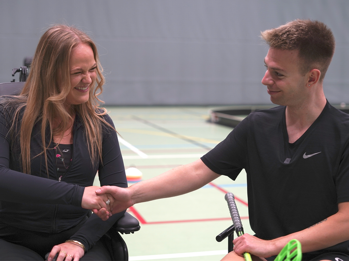 Vært på Spor23, Sofie Djurhuus, og Danmarks største youtuber, Morten Münster.