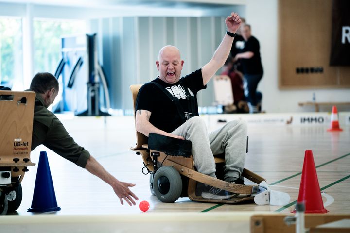 Muskelsvindfondens første træningsweekend blev afholdt på Musholm ferie-, sport- og konferencecenter i Korsør for nylig – arrangeret af medlemmer.