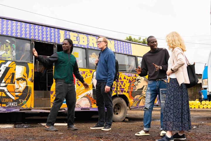 Dansk Kulturinstitut på partnerbesøg hos Kibera Fashion Week i Kenya. Foto: Kibera Fashion Week.