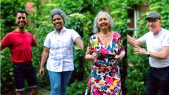Grupo Cubanito består af fire garvede musikere, der elsker den cubanske son musik, som er især kendt fra gruppen Bueno Vista Social Club.