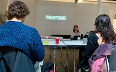 Forberedelser af udstillingen Transformer på Kulturværftet.