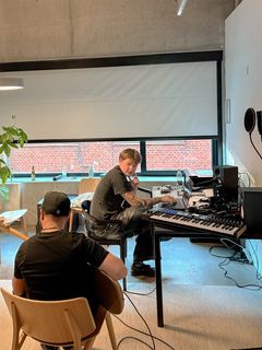Fra første session i KUTO Studios.