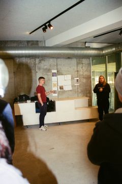 Klasser fra HHX U/NORD rykker undervisningen ind i Kulturværftet for en dag og arbejder med at udvikle deres egne eventkoncepter.