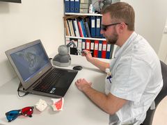 The Visible Ear Simulator til planlægning af operationen i virtual reality