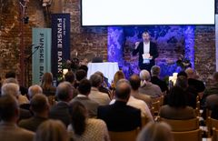 På billedet ses Morten Skov, regionsdirektør i Fynske Bank, ved en tidligere Startup finale