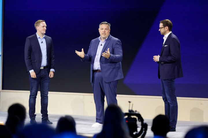 Jürgen Müller, Chief Technology Officer at SAP (left), Rolf Schumann, CEO Schwarz Digital, and Thomas Saueressig, Board member at SAP SE and leader of the SAP Product Engineering (rigt) announced the Partnership at SAP Sapphire in Orlando. Photo: Gene Hwang/SAP SE