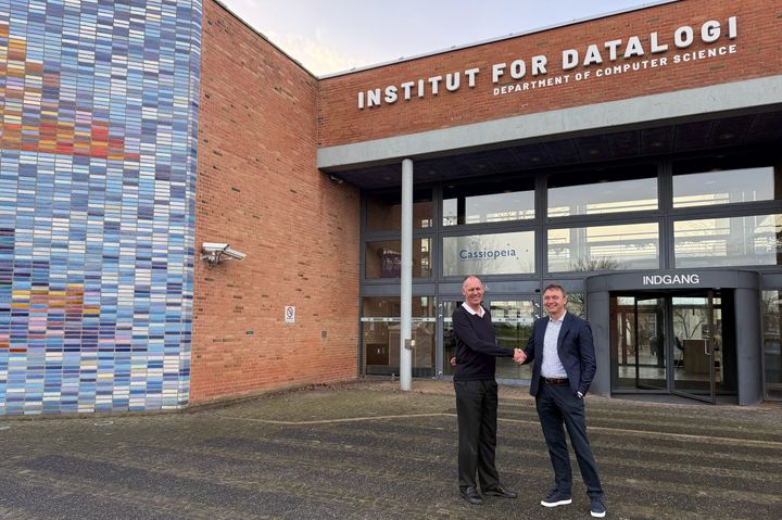 Bent Thomsen, professor ved Institut for Datalogi ved AAU og Mads Hedegaard, direktør i IT-virksomheden Edora A/S.