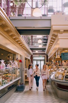 Saluhallen i Göteborg er en dejlig klassiker som danskerne tipser hinanden om.  Foto: Happy Visuals