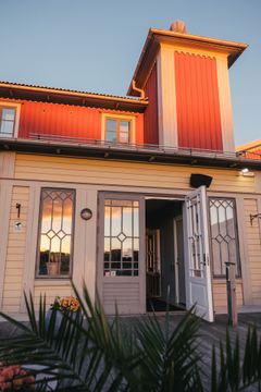 Hotel Stana i klassisk vestsvensk byggestil.