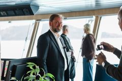 Bent Martini direktør for Havila Voyages på skibsbroen.