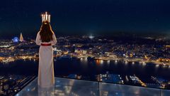 Weekendens højdepunkt bliver en eksklusiv luciafejring på 69. etage i Karlatornet. Med sine 246 meter er bygningen Nordens højeste, og luciafejringen bliver dermed et af de højest beliggende luciaarrangementer nogensinde.