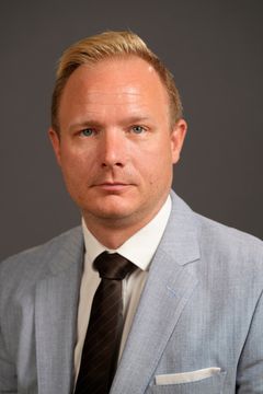 Morten Jarlbæk Pedersen er EU-rådgiver og ekspert for Tænketanken Prospekt, og er bl.a  forfatter til bogen Vejen til et borgerligt Europa.