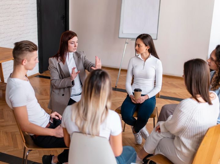 Forløbet hos Åben og Rolig foregår bl.a. i mindre grupper (Foto; Colourbox)