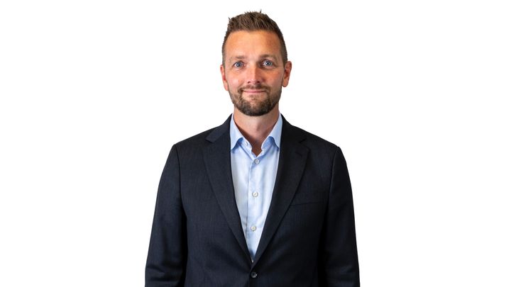 Mikkel Tholstrup Dahlqvist får ansvaret for at styrke FødevareDanmarks synlighed i medierne og sikre politisk gennemslagskraft i sager, der vedrører landets små og mellemstore fødevarevirksomheder.