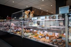 "Det er selvfølgelig en kæmpe anerkendelse at blive nomineret. Det er resultatet af en fantastisk indsats af vores medarbejdere. Det er dem, der har knoklet og sørget for, at vi er kommet så godt fra start", siger slagtermester Martin Hall Mortensen fra Stoholm Slagter.