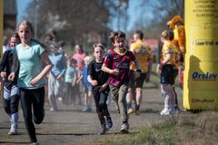 85.000 børn indsamlede 6,4 millioner kroner til Børnelungefonden, da Team Rynkeby Skoleløbet blev afviklet på 350 danske skoler i starten af maj.