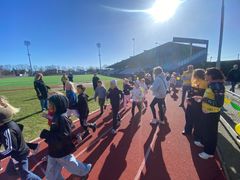 95.000 skoleelever fra 396 skoler løb med, da Team Rynkeby Skoleløbet i dag blev afviklet i hele landet.