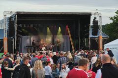 Bramslev Bakker har styrket sin position som eventdestination med både store og mindre arrangementer for erhvervslivet, musikfestivaler og madoplevelser, som tiltrækker gæster fra hele landet.