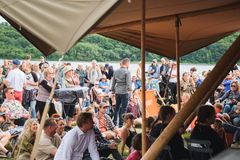 Bramslev Bakker har styrket sin position som eventdestination med både store og mindre arrangementer for erhvervslivet, musikfestivaler og madoplevelser, som tiltrækker gæster fra hele landet.