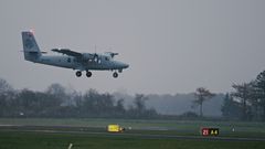 Hjemmeværnets Twin Otter-fly lander