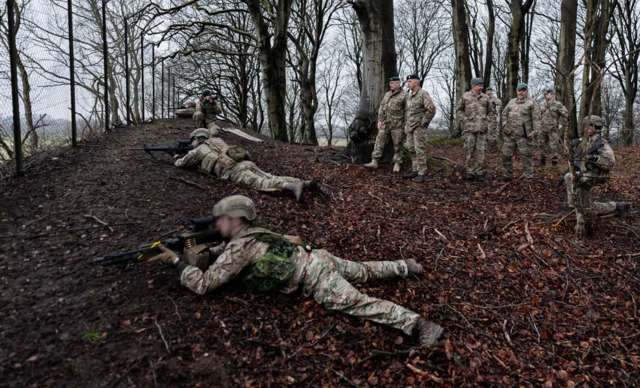 Chef for Hjemmeværnet, generalmajor Gunner Arpe Nielsen, besøger hærhjemmeværnsdistrikt Sydsjælland- og Lolland-Falster under en øvelse i marts 2025.