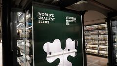 Små øl i en kæmpe ølsamling - Home of Carlsberg har en af verdens største samlinger af uåbnede øl. Cirka 22.000 flasker.