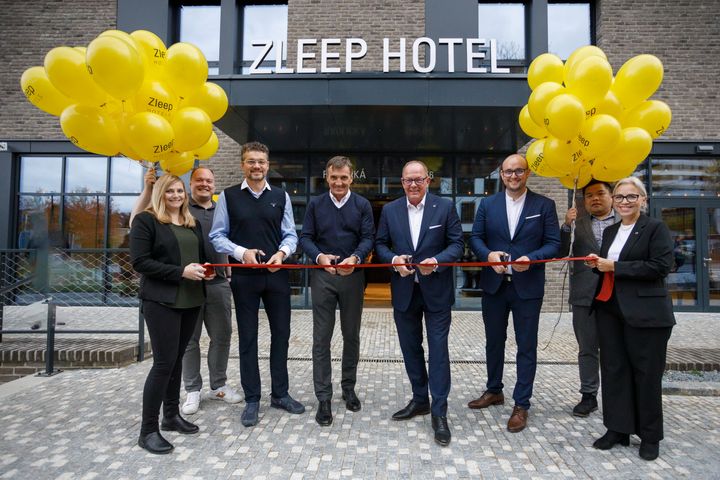 Åbningen af Zleep Hotel i Prag.