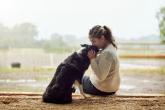 ”Det sidste kram” er en ny onlineportal, der er dedikeret til støtte af alle dyreejere i sorg – uanset om man er kunde hos Agria Dyreforsikring eller ej.
