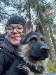 Med forsker Therese Rehn i spidsen er forskergruppen "Mit liv med hund" pt. i gang med at kortlægge, hvordan tidligere livserfaringer påvirker hundens sundhed og adfærd senere i livet.