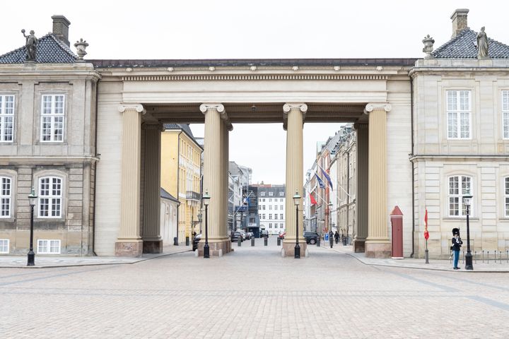 Kolonnaden på Amalienborg Slotsplads bliver den nye Royal Run-målgang.