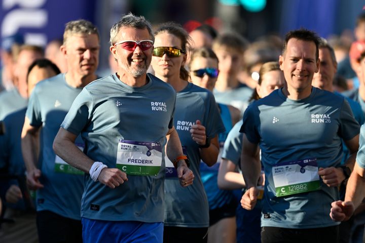 H.M. Kongen til Royal Run '26 ved startstregen i København/Frederiksberg.