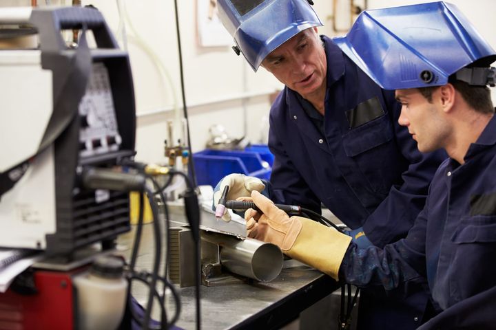 Selvom arbejdsmarkedet tager flere og flere flygtninge og indvandrere ind, er der stort potentiale for at få flere med. Det viser nye beregninger.