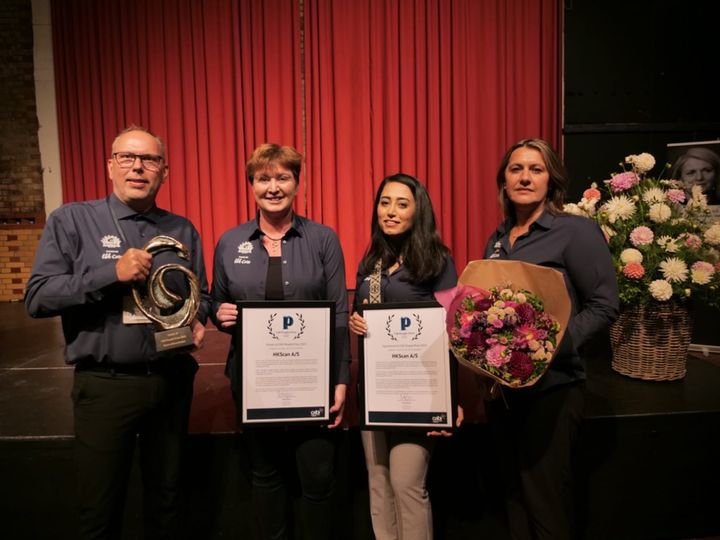 HKScan i Vinderup vinder CSR People Prize 2023 i kategorien Virksomheder med over 250 medarbejdere. Fra venstre Tommy Nielsen, Marianne Boe Madsen, Elnaz Zara og Jasmina Bosnjak.